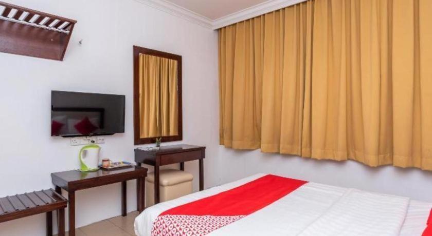 Super Oyo 1114 Neo Pegasus Hotel Segamat Extérieur photo