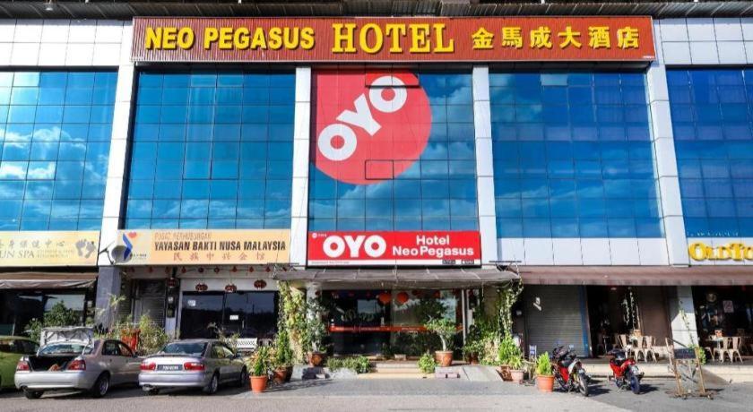 Super Oyo 1114 Neo Pegasus Hotel Segamat Extérieur photo