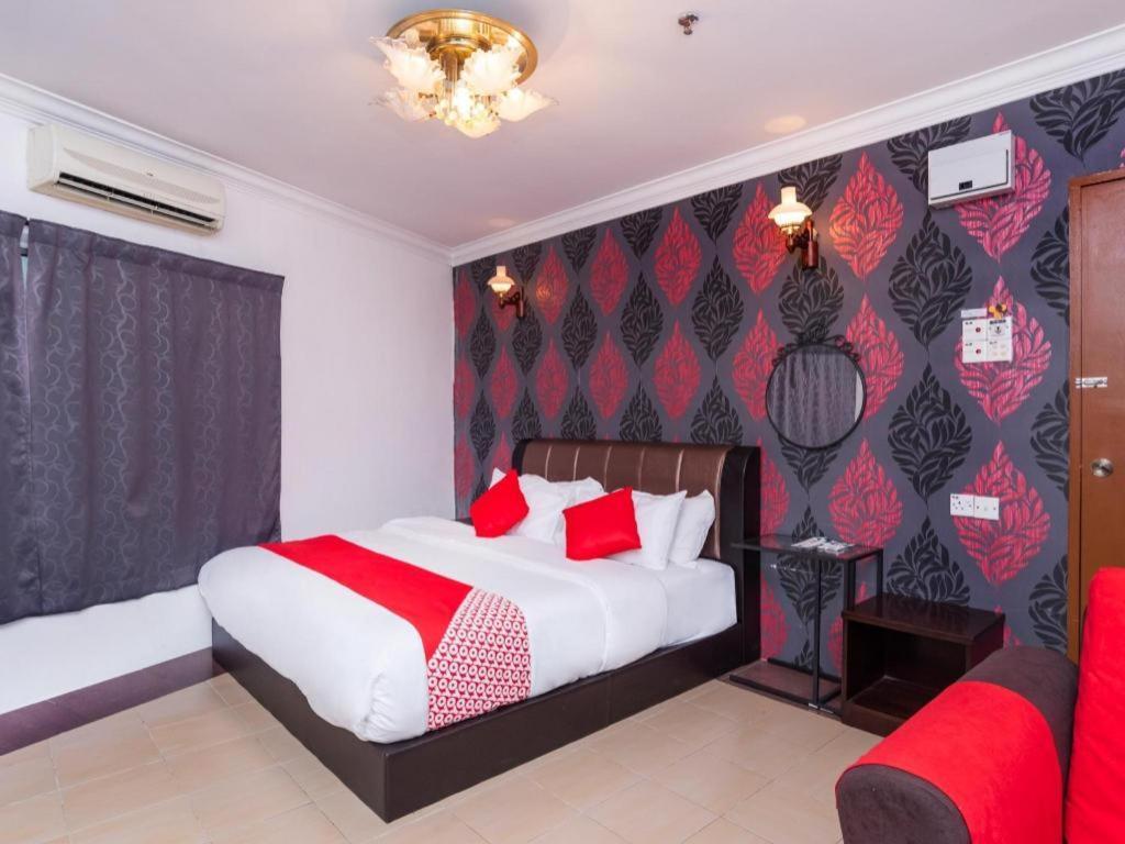 Super Oyo 1114 Neo Pegasus Hotel Segamat Extérieur photo