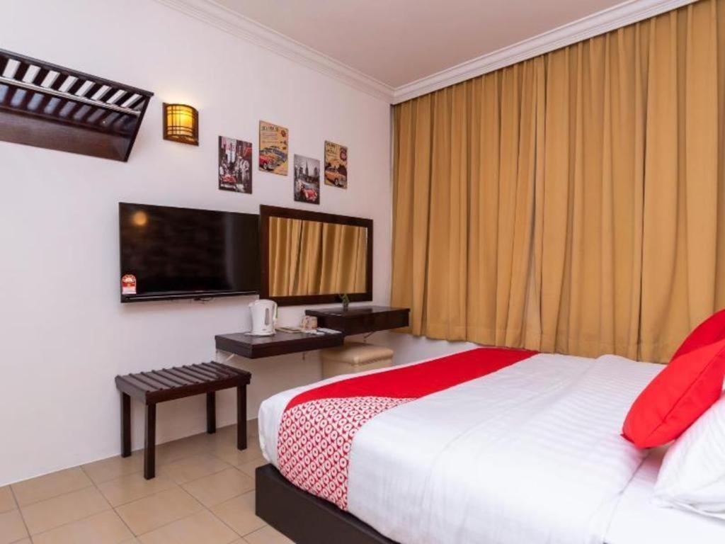 Super Oyo 1114 Neo Pegasus Hotel Segamat Extérieur photo