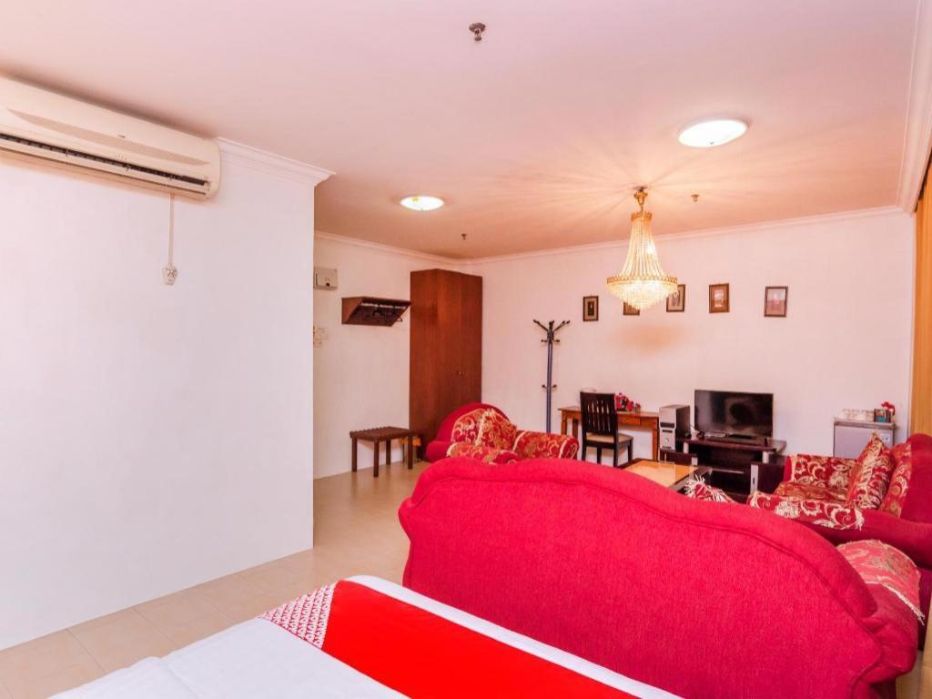 Super Oyo 1114 Neo Pegasus Hotel Segamat Extérieur photo
